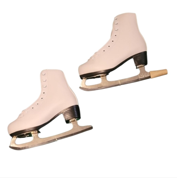 Kids/Girls AMERICAN ATHLETIC SHOE Leather Lined Figure Skates White Size 2 - Picture 1 of 12